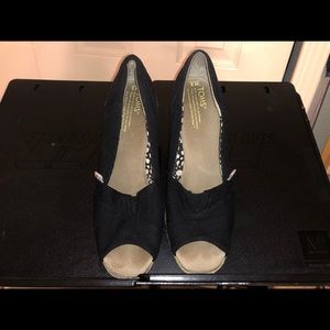 Toms wedge heels